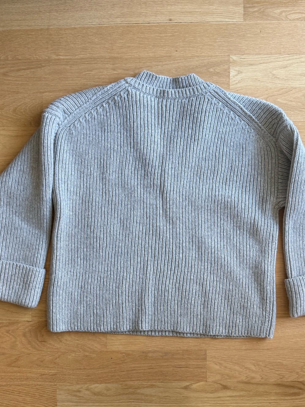 COS Gray Ribbed V-Neck Sweater - Picture 6 of 7